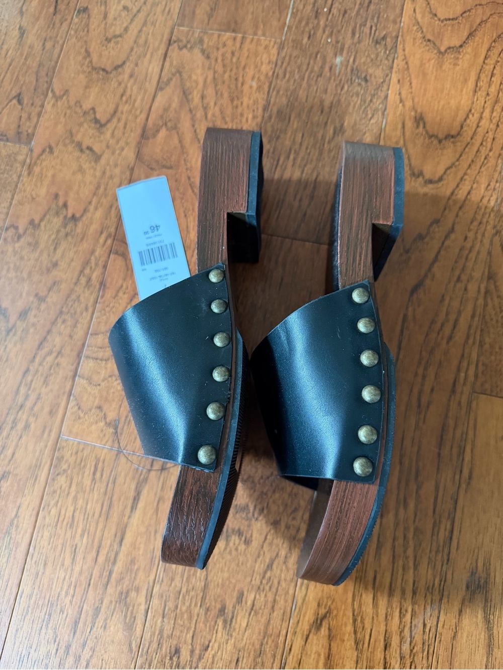NWT Black Leather Stud Slide Sandals - Size 7